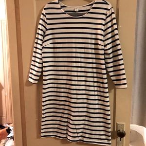 Old Navy white and navy stripped dress